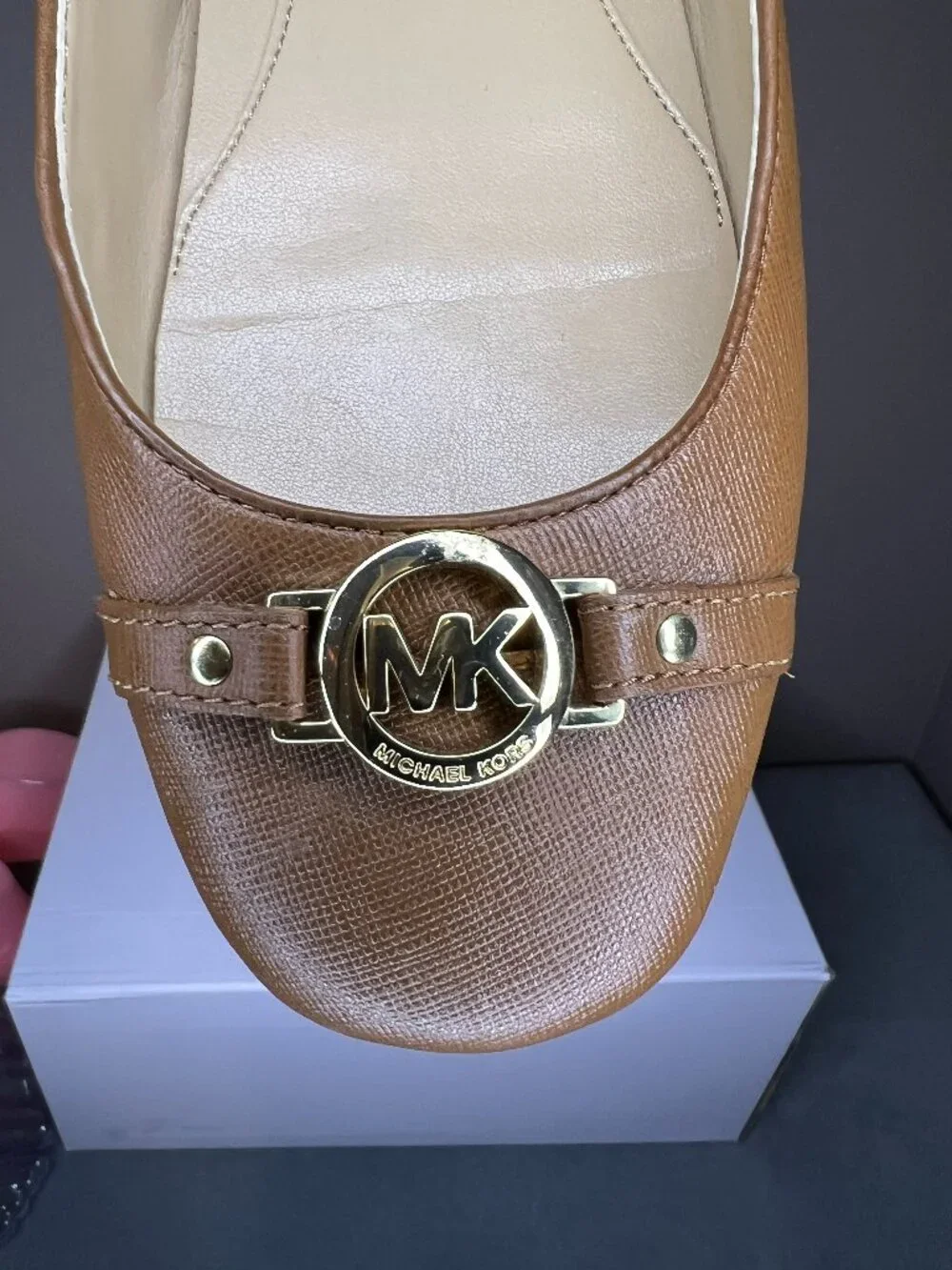 Michael Kors Ballet Flats Fulton Brown Saffiano Leather Gold MK Logo Women's 8.5
